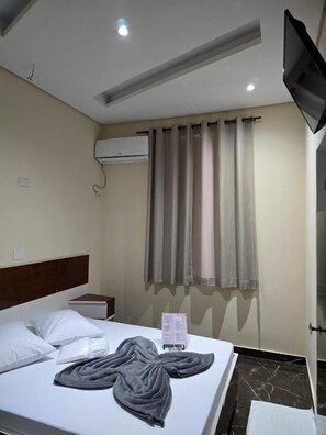 Unclassified image, 5 of 9, button - Hotel Santos Inn  (Santos)