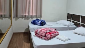 Ảnh chưa phân loại, 3 trong số 9 ảnh, nút