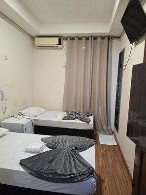 Unclassified image, 4 of 9, button - Hotel Santos Inn  (Santos)