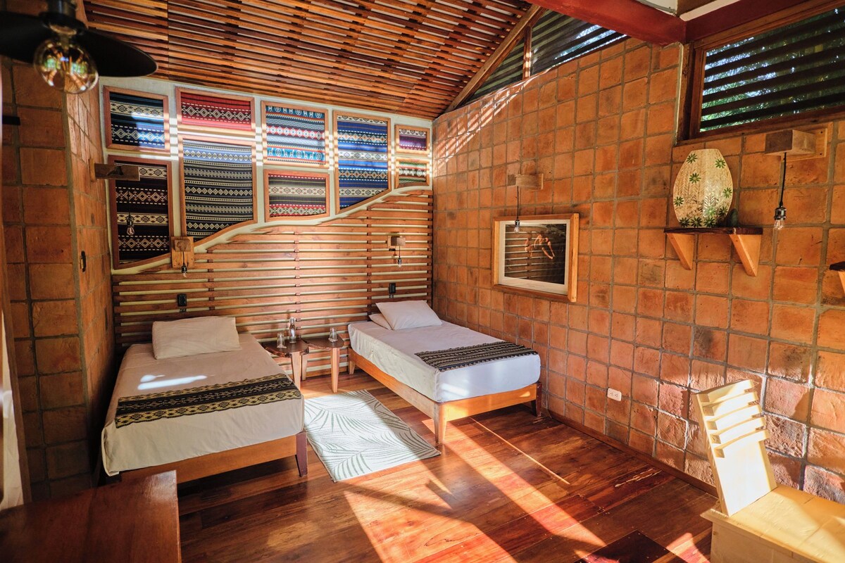 Quarto triplo superior, vista para o rio