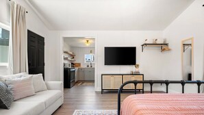 Unclassified image, 4 of 17, button - The Desert Peach | Near ASU, Old Town + Sky Harbor (Tempe)