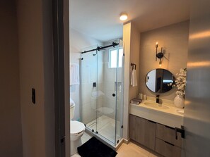 Bathroom - Moderna y Elegante Casa  (Ciudad Apodaca)