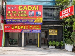 Ảnh chưa phân loại, 5 trong số 13 ảnh, nút