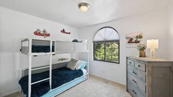 Desk, iron/ironing board, travel crib, WiFi