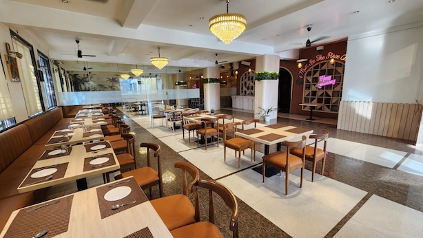 Unclassified image, 1 of 15, button - hotel Neelam Executive (Chakan)