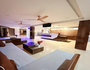 Unclassified image, 3 of 10, button - Hotel Ramdev Rooms (Valsad)