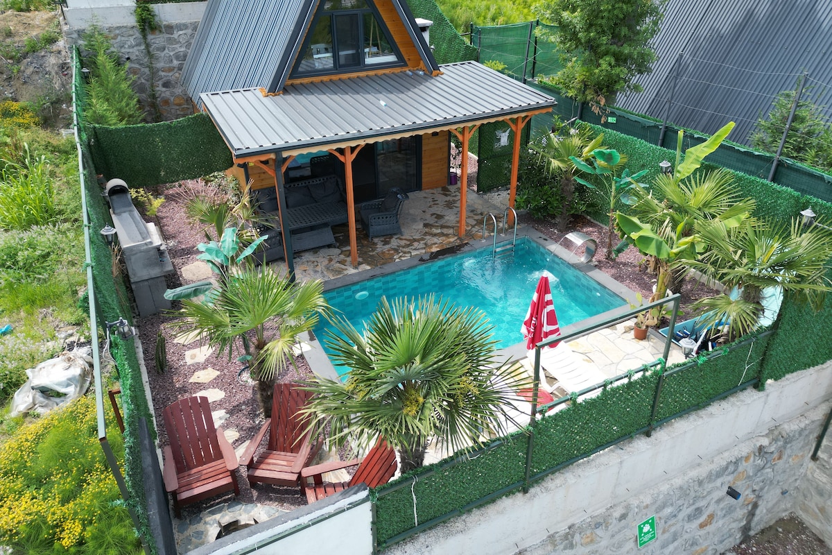 Bungalow Standard, patio, vista piscina | Piscina