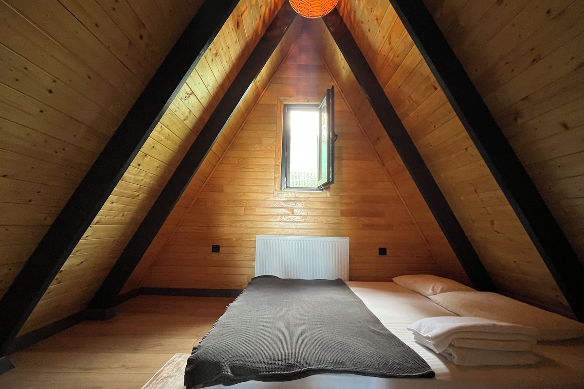 Bungalow Tiêu chuẩn, sân hiên, quang cảnh hồ bơi | Truy cập Internet không dây miễn phí 