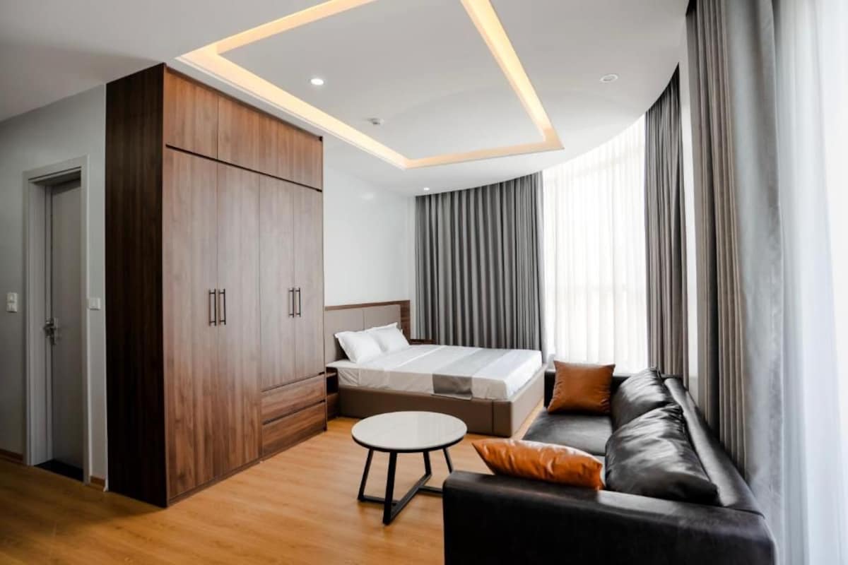 Deluxe Double Room, Balcony, City View | Desk, free WiFi