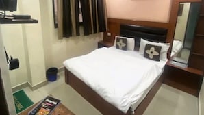 Imej tidak diklasifikasikan, 4 daripada 6, butang