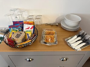 Unclassified image, 2 of 7, button - Beechwood B&B (Bristol)