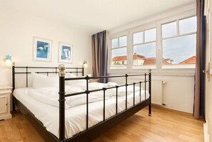 Untagged - Holiday apartment in Binz with swimming pool (Binz)