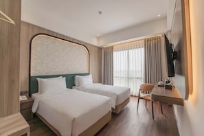 Unclassified image, 5 of 9, button - Lynn Hotel Jombang (Jombang)