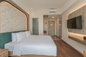 Unclassified image, 3 of 9, button - Lynn Hotel Jombang (Jombang)