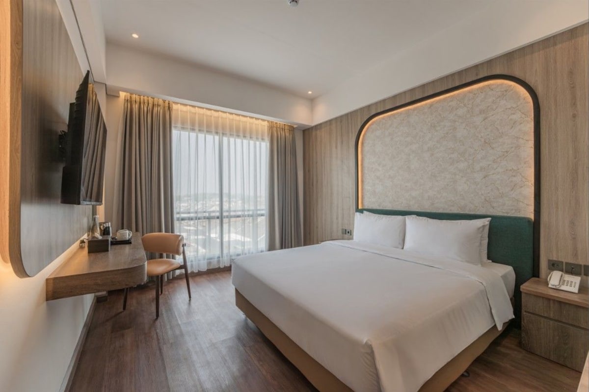Deluxe Single Room, City View