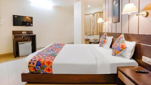 Deluxe Double or Twin Room - Gandharva Residency Swargate (PUNE)