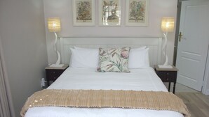 Unclassified image, 3 of 31, button - Pytchley House (Sandton)