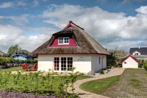 Villa in Zinnowitz with swimming pool
