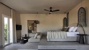 Room - Naxian Rhapsody Luxury Villas & Suites (Naxos)