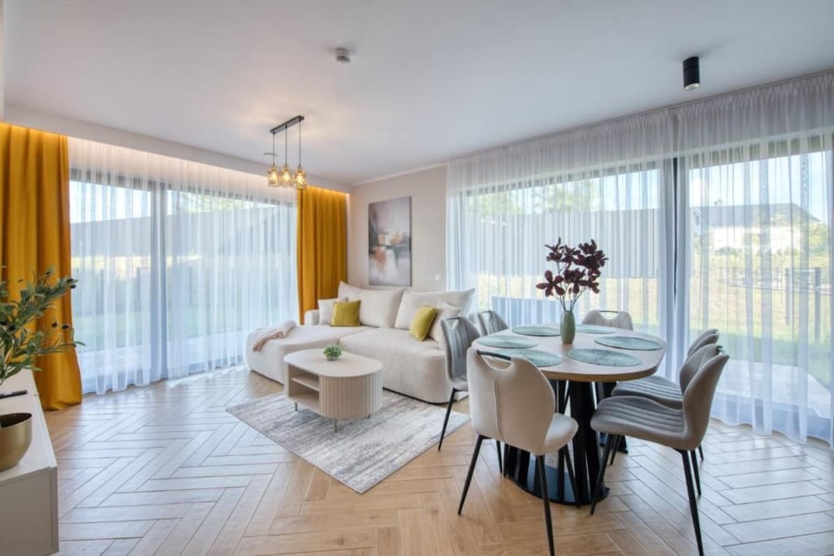 Familienapartment, 2 Schlafzimmer, Gartenblick | Bügeleisen/Bügelbrett, kostenloses WLAN