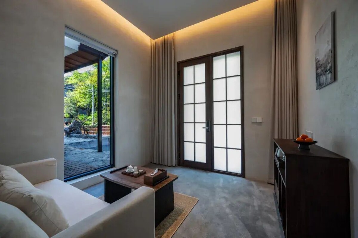 Suite Confort, vistas a la colina | Zona de estar