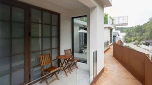 Unclassified image, 2 of 162, button - Jingdezhen Shanyin Yishu Homestay (Jingdezhen)