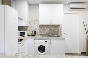 Ảnh chưa phân loại, 2 trong số 22 ảnh, nút