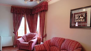 Unclassified image, 4 of 81, button - Hotel La Rueda Ii (Mora de Rubielos)