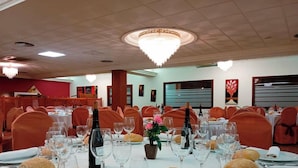 Unclassified image, 3 of 81, button - Hotel La Rueda Ii (Mora de Rubielos)