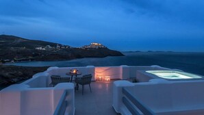 Unclassified image, 4 of 115, button - Saluti Da Stampalia (Astypalaia)