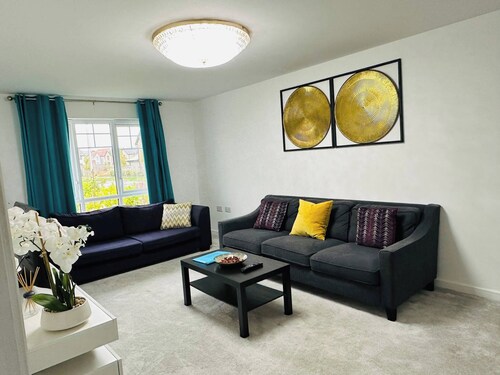 5bedhouse Near Edinburghairport