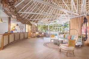 Ảnh chưa phân loại, 5 trong số 92 ảnh, nút