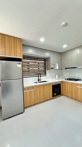 Private HomeStay Near the Beach / 5-7 Minutes Walk