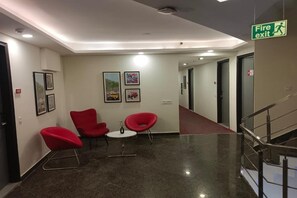 Ảnh chưa phân loại, 3 trong số 77 ảnh, nút