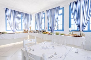 Unclassified image, 3 of 43, button - Bluu Bahari Hotel (Karpathos)