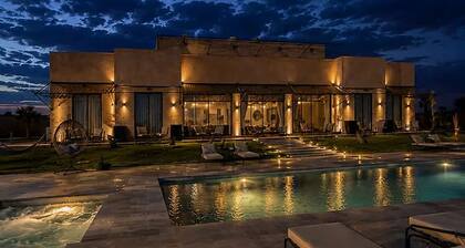 Villa Luxe Padel Piscine Jacuzzi