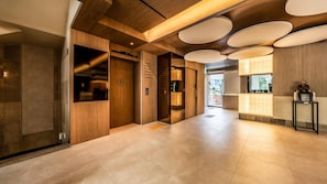 Ảnh chưa phân loại, 5 trong số 44 ảnh, nút