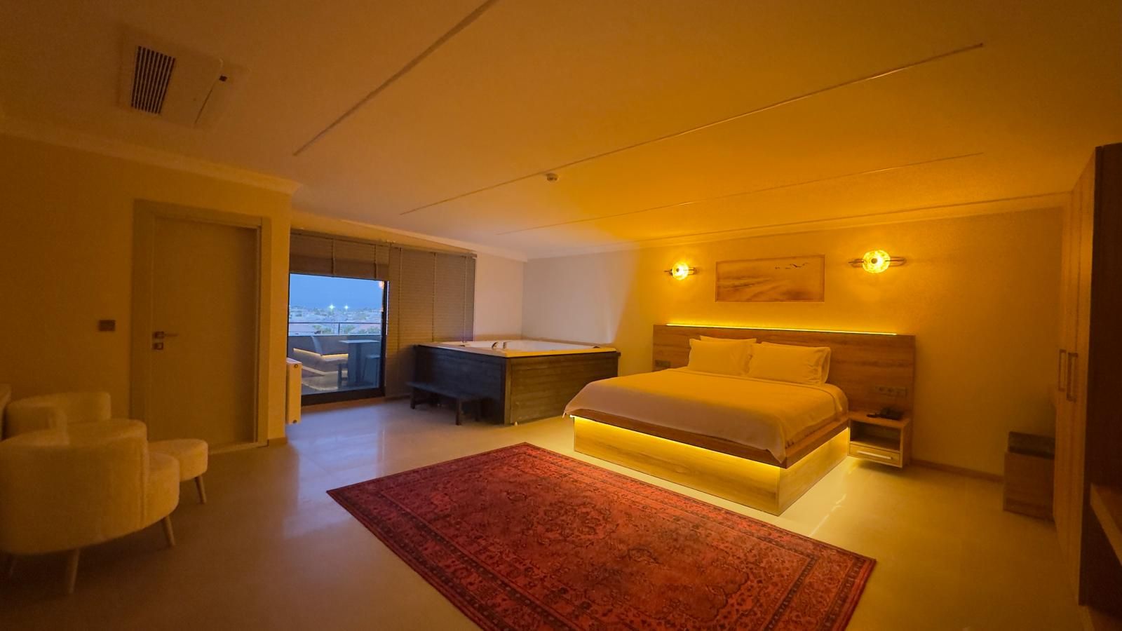 Room amenity