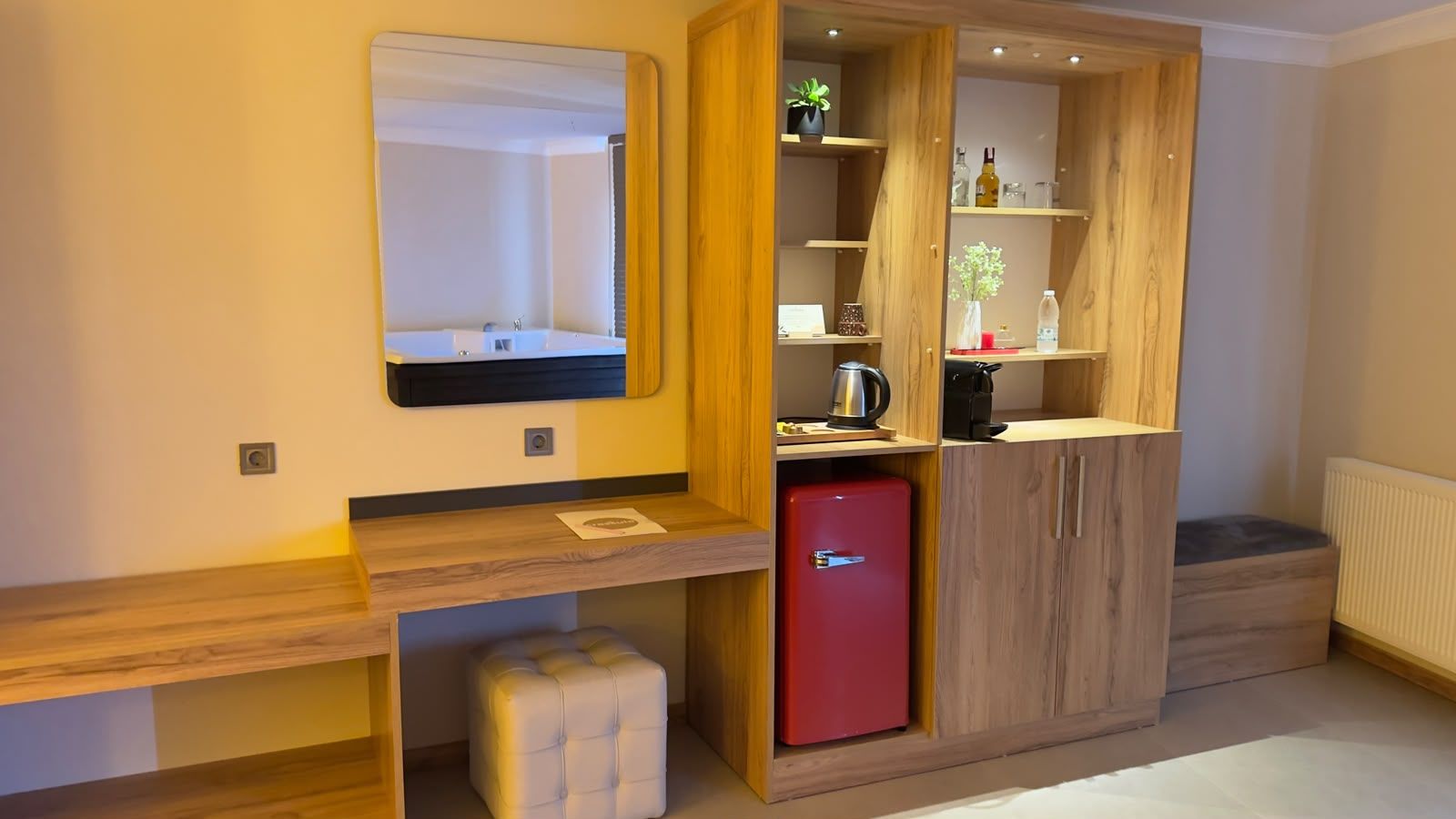 Room amenity