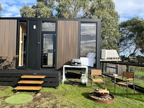 Unclassified image, 3 of 13, button - Cozy Farmstay Tiny Home with Private Bay Access near Phillip Island, Grantville VIC (Bass)