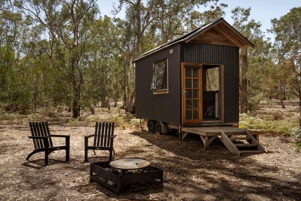 Unclassified image, 1 of 10, button - Beautiful Tiny House with Fire Pit in Dadswells Bridge, Victoria (Dadswells Bridge)