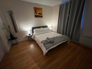 Unclassified image, 2 of 10, button - First Floor One Bedroom Apartment for Upto 3 (Stonehouse)