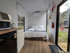 Unclassified image, 2 of 15, button - Cozy Tiny House with BBQ Area and Nature Views in Dadswells Bridge, Australia (Dadswells Bridge)