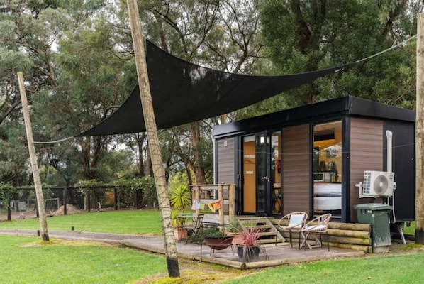 Unclassified image, 1 of 53, button - Yarra Valley Tiny Home Rental for an Australian Holiday (Wesburn)