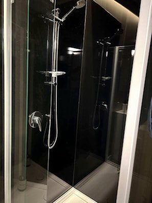 Immagine non classificata, 2 di 20, pulsante
