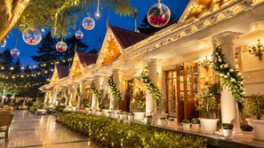 Ảnh chưa phân loại, 3 trong số 50 ảnh, nút
