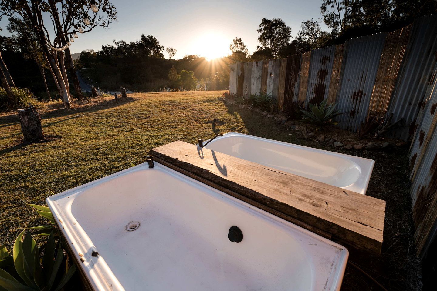Outdoor spa tub