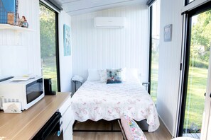 Unclassified image, 2 of 33, button - Charming Tiny House with Stunning Landscapes and Abundant Wildlife in Queensland, Australia (Maleny)