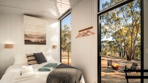 Unclassified image, 4 of 15, button - Luminous Tiny House Perfect for Water and Winter Sports in Victoria, Australia (Howes Creek)