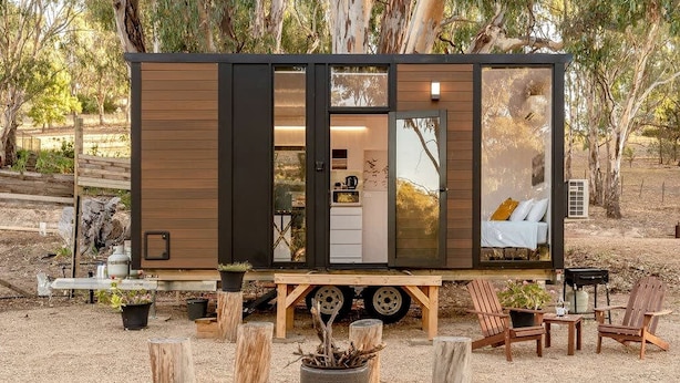 Unclassified image, 1 of 15, button - Luminous Tiny House Perfect for Water and Winter Sports in Victoria, Australia (Howes Creek)
